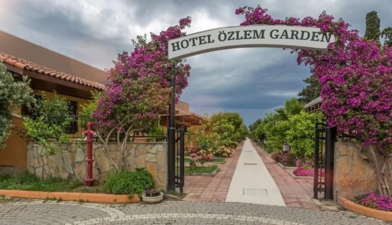 OZLEM GARDEN HOTEL