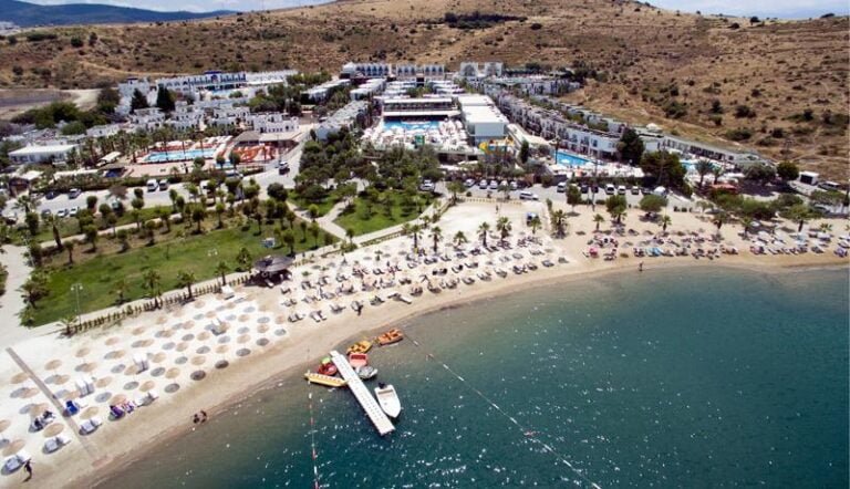 JASMIN BEACH HOTEL