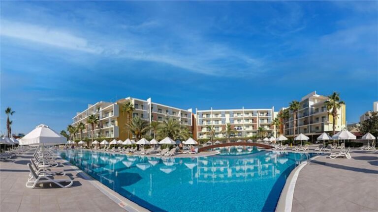 BARUT SUNWING SIDE BEACH