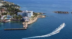 LE BLEU HOTEL & RESORT