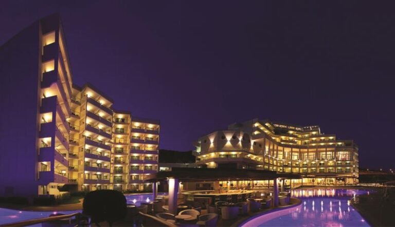 ELYSIUM RESORT & SPA HOTEL