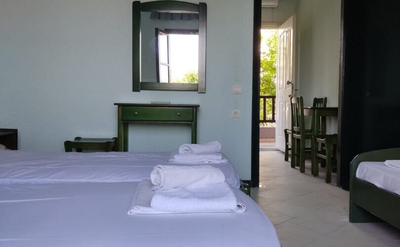 vila-nikos-afitos-10